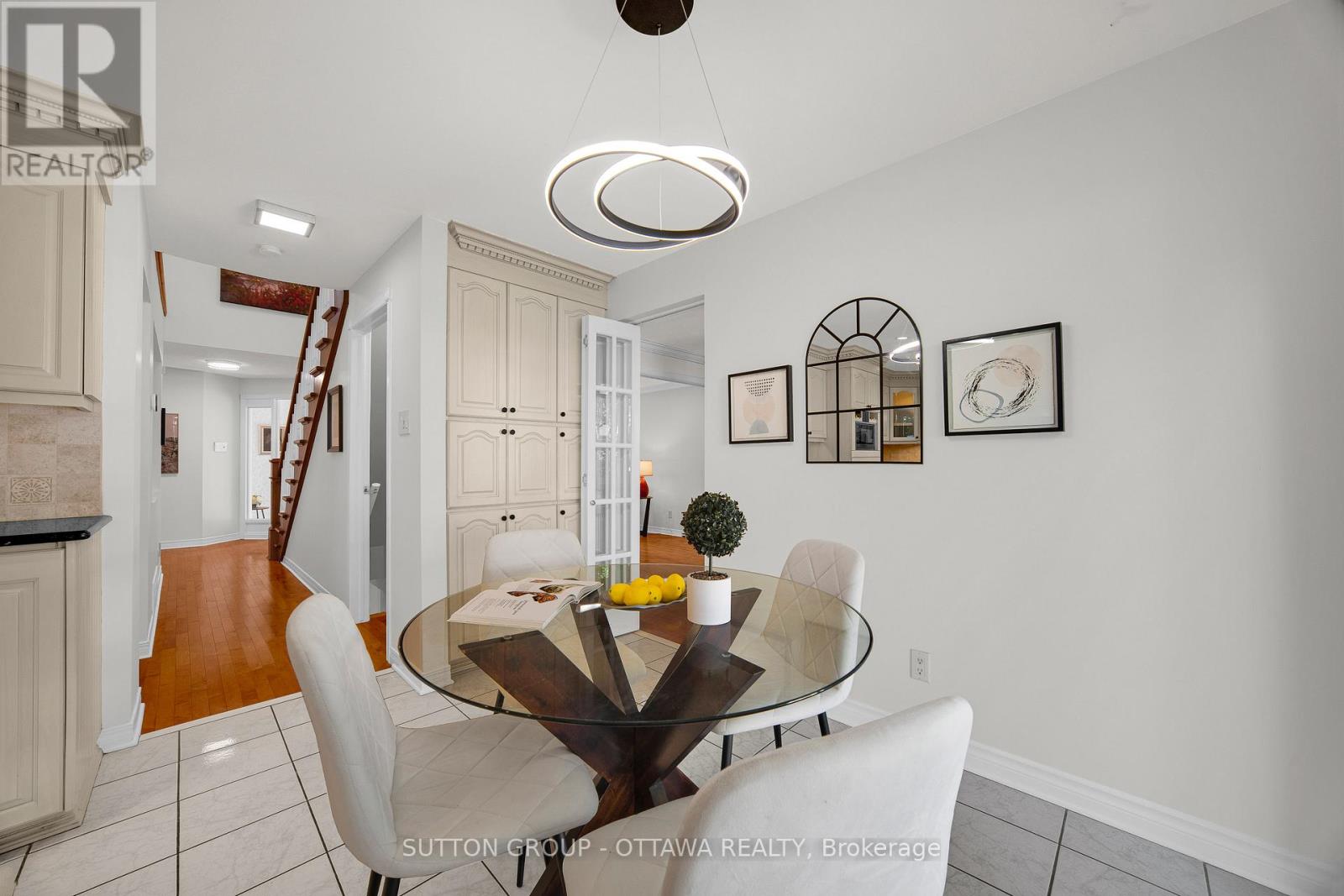 15 Rosemeade Place