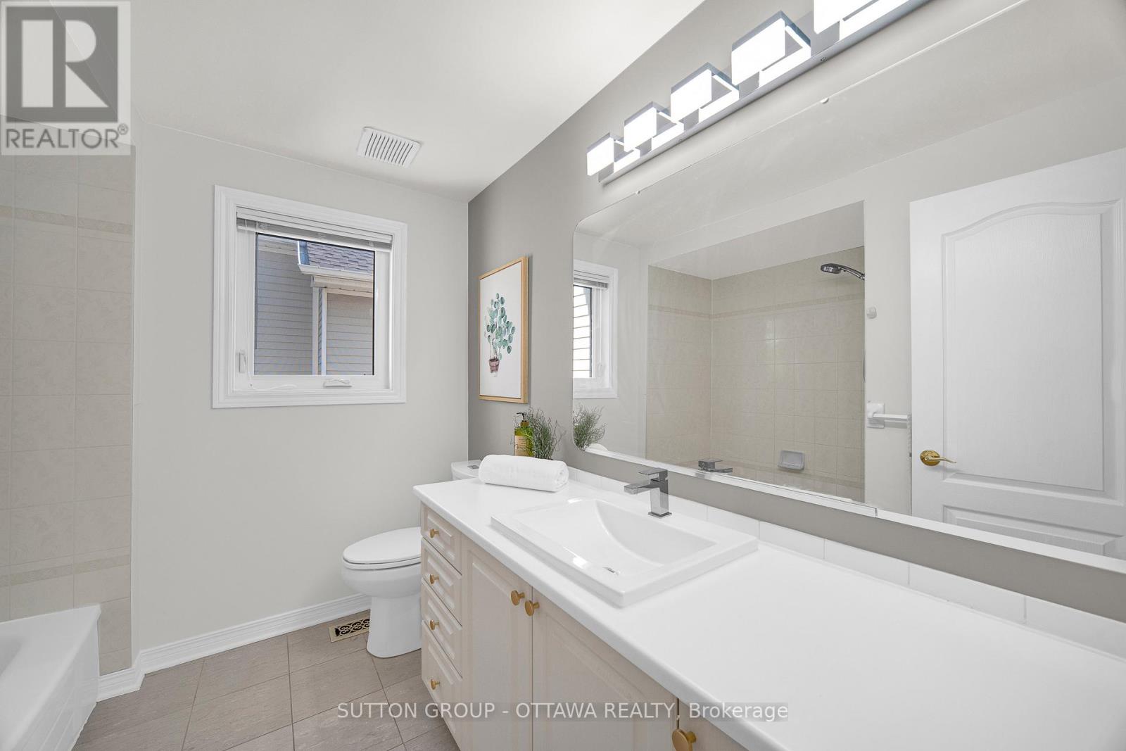 15 Rosemeade Place