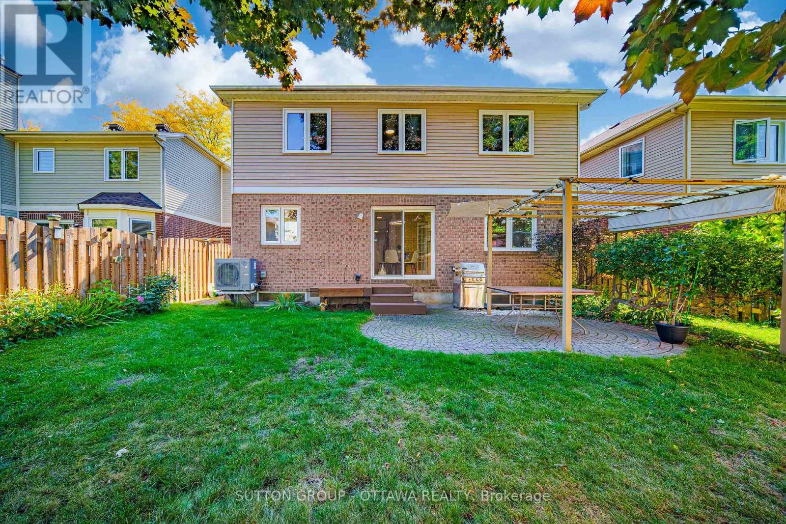 15 Rosemeade Place
