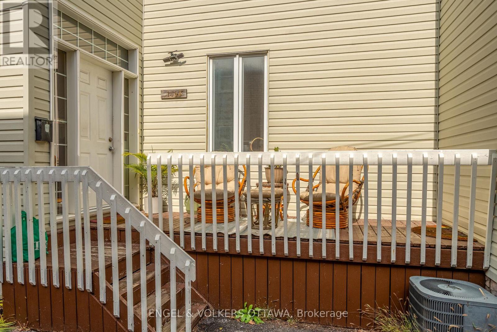 A & B - 116 Cambridge Street N