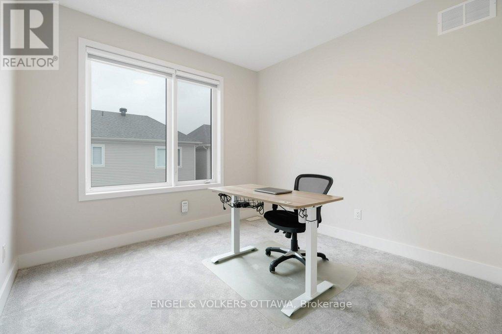 1010 Carden Lane