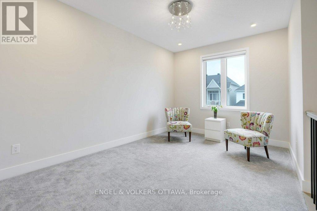 1010 Carden Lane