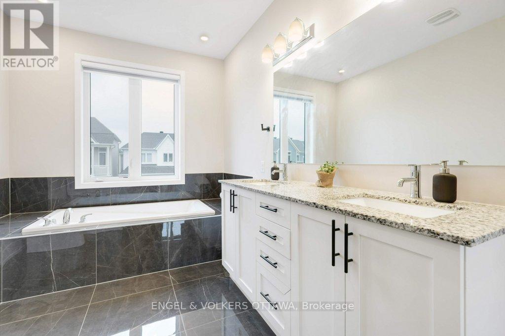 1010 Carden Lane