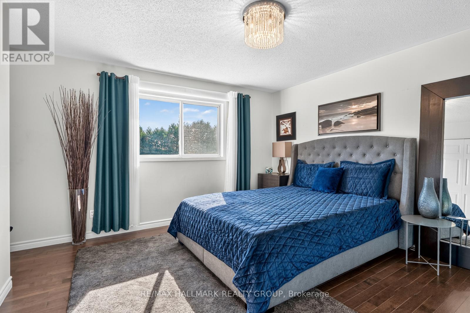 2851 Glenwood Drive