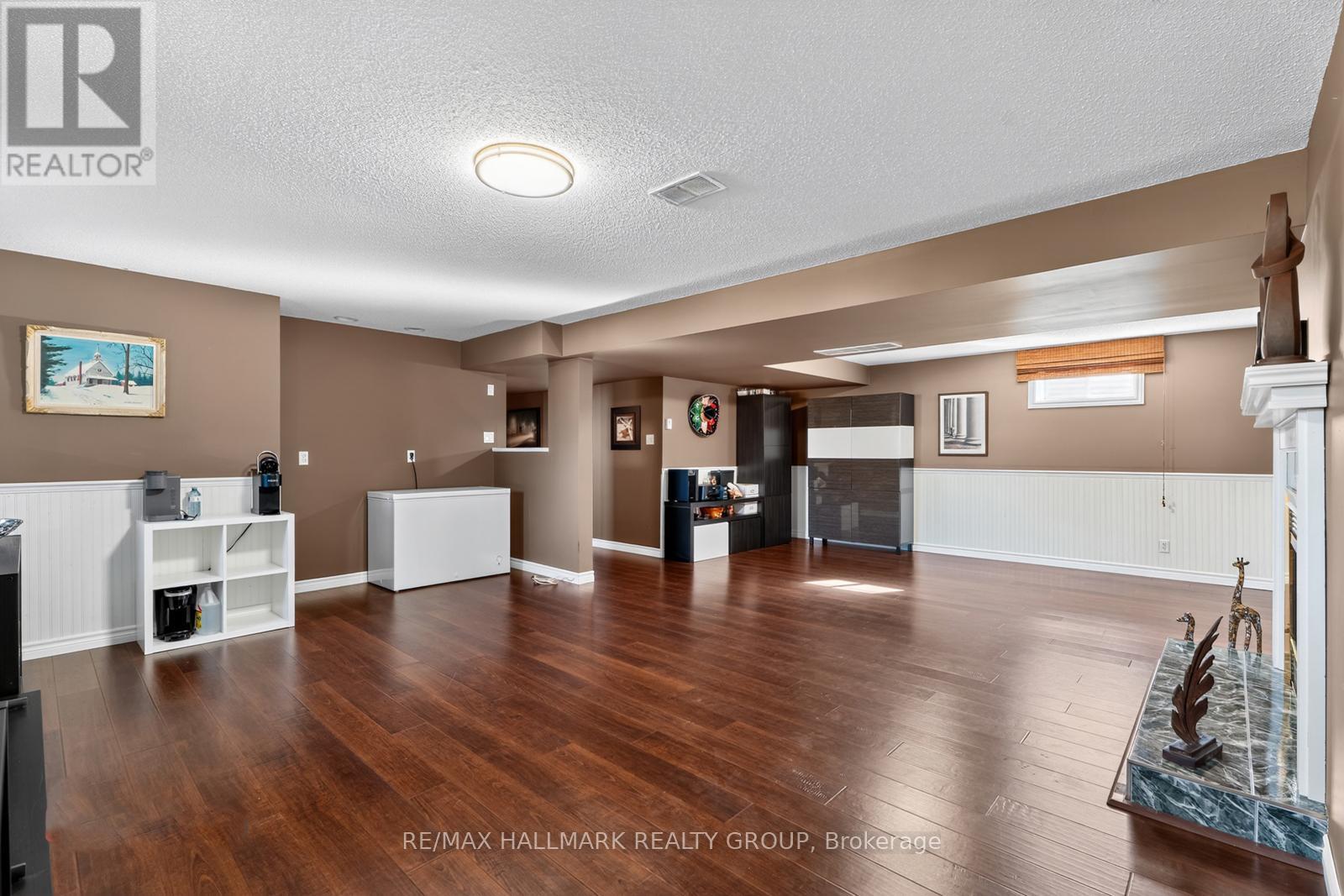 2851 Glenwood Drive