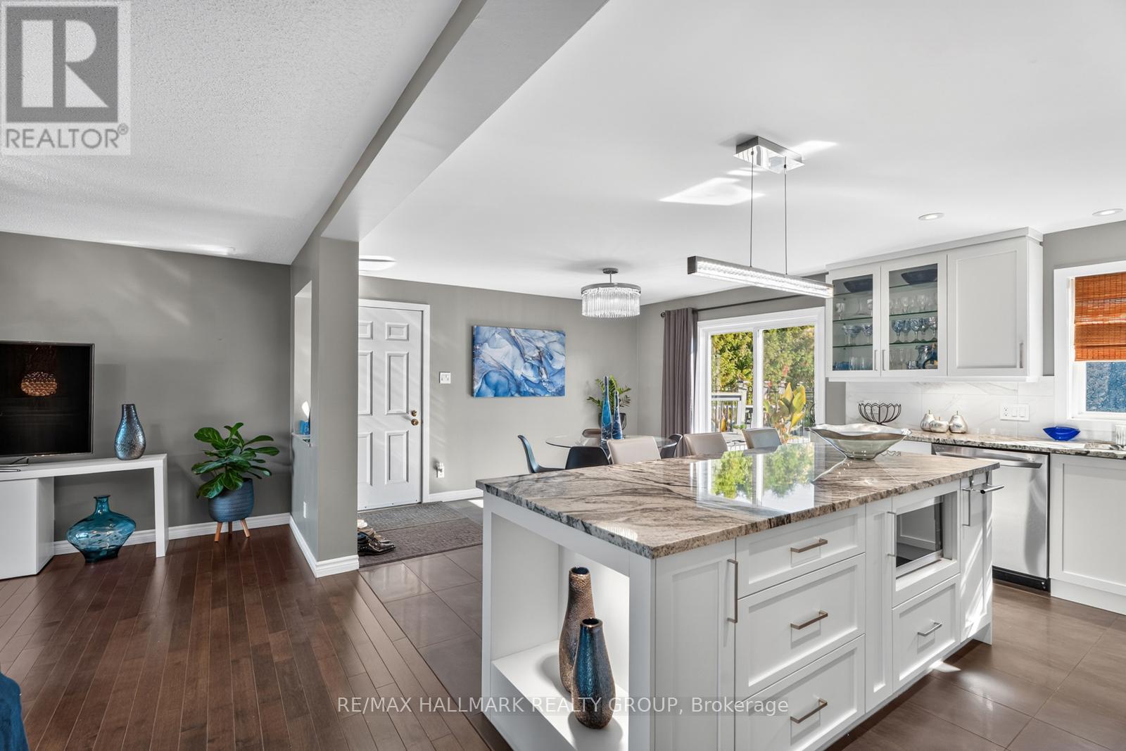2851 Glenwood Drive