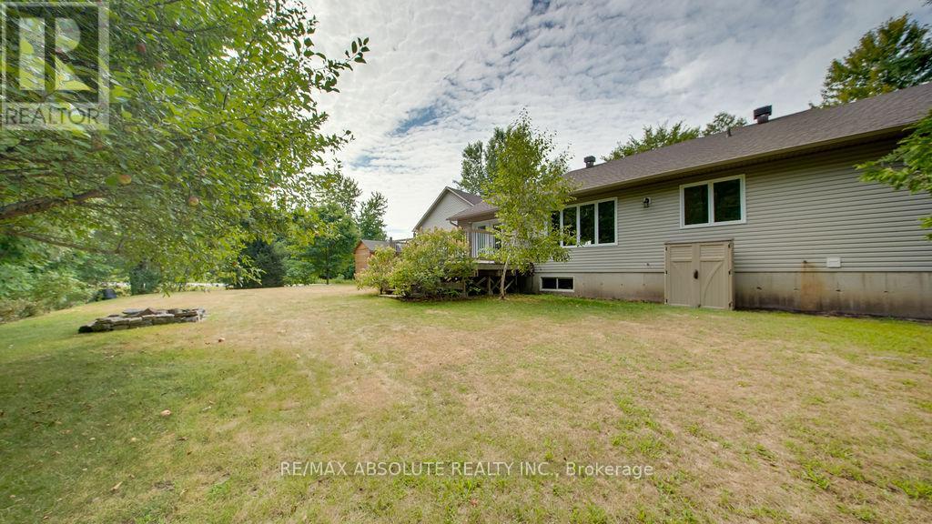 1601 Shauna Crescent