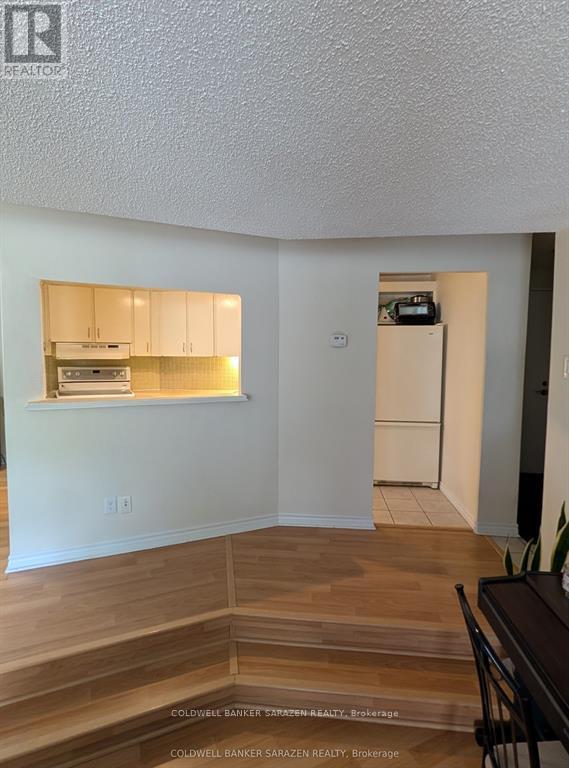 104 - 1171 Ambleside Drive N
