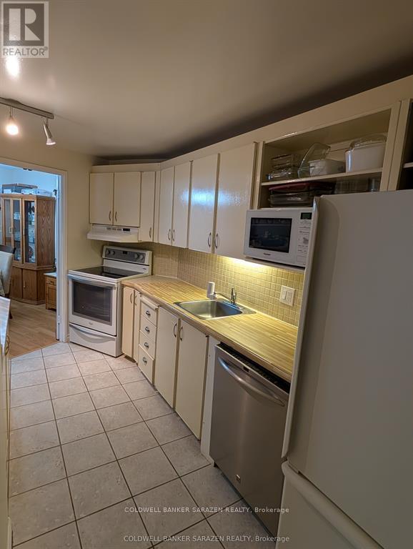 104 - 1171 Ambleside Drive N