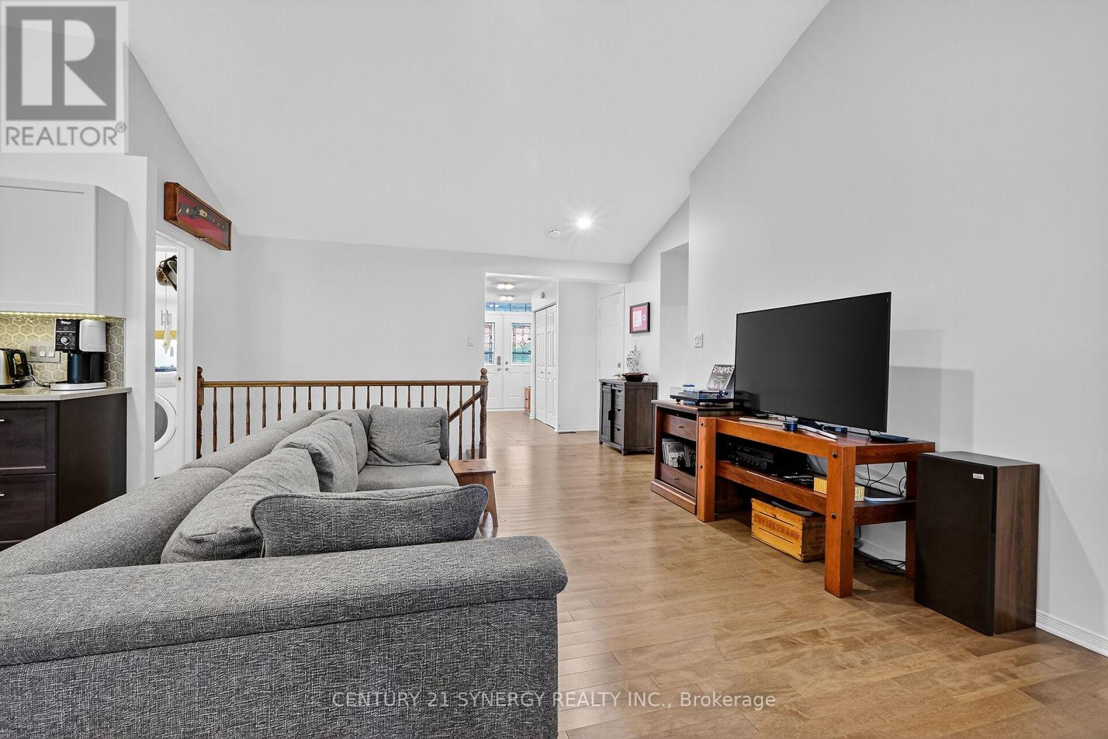 47 - 18 Oyster Bay Court