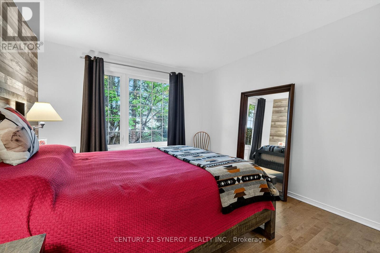 47 - 18 Oyster Bay Court