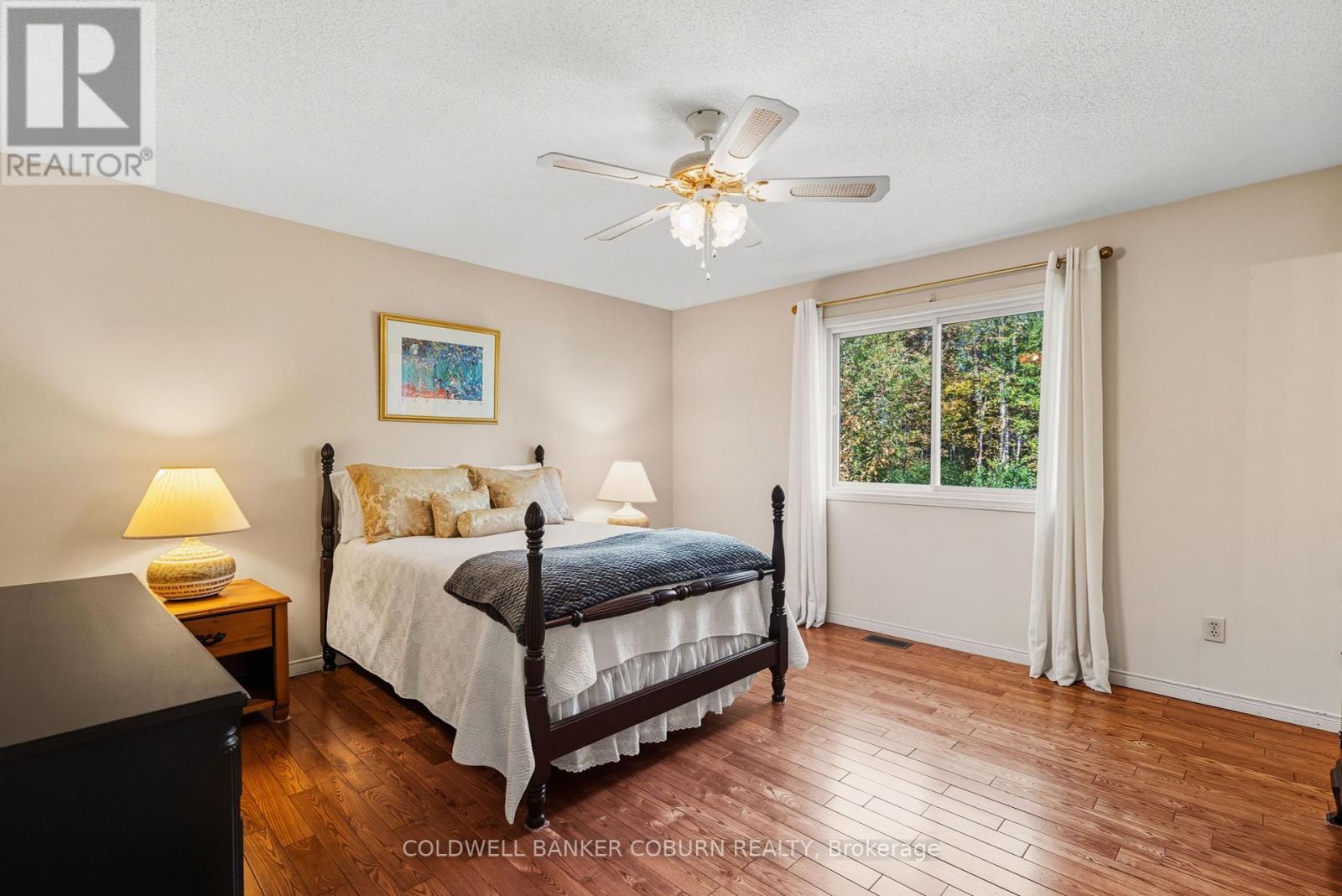 2 Sugar Maple Way