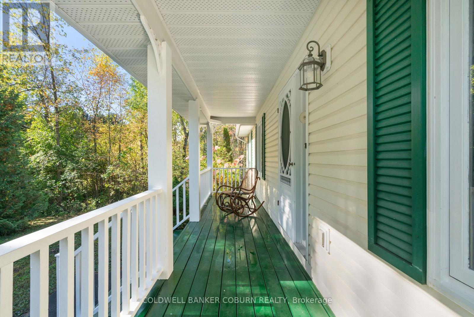 2 Sugar Maple Way
