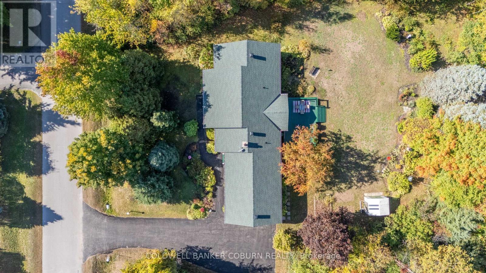 2 Sugar Maple Way