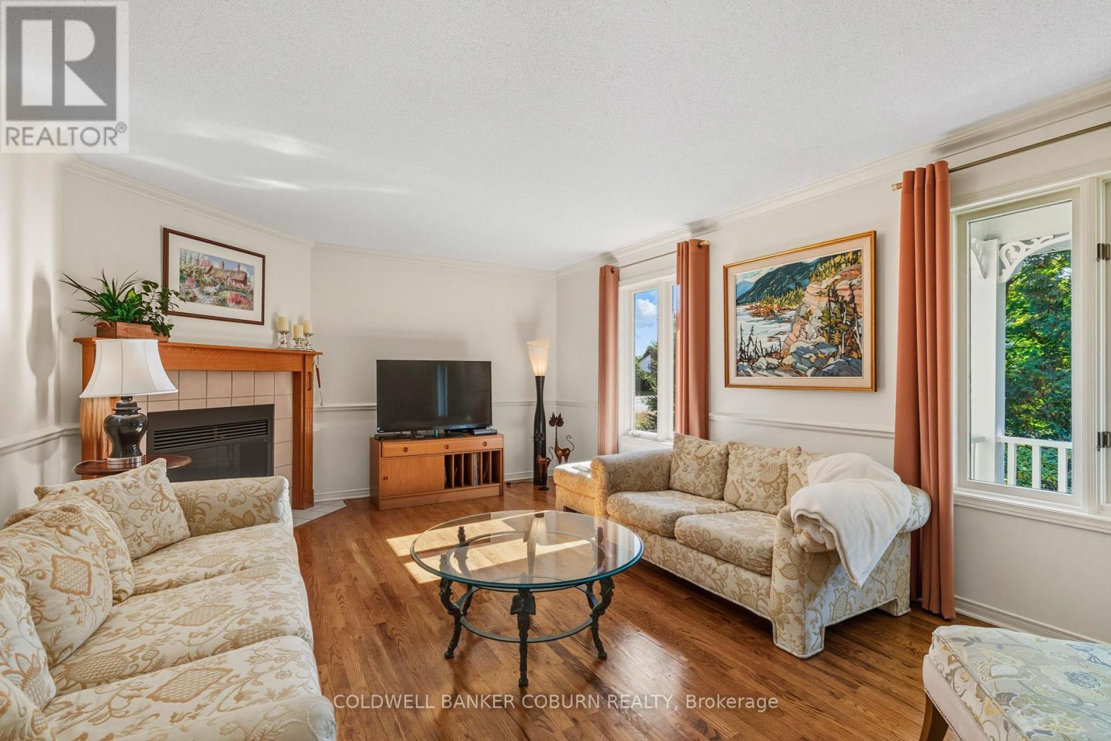 2 Sugar Maple Way