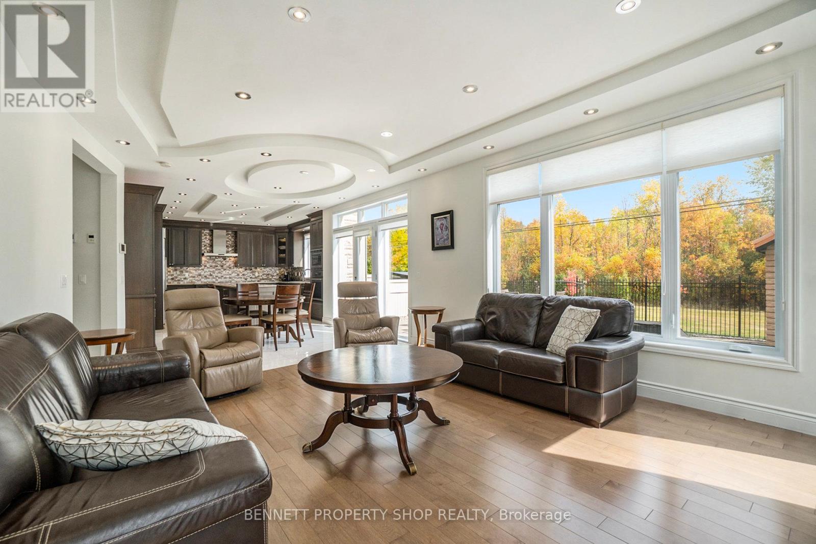 2253 Prospect Avenue