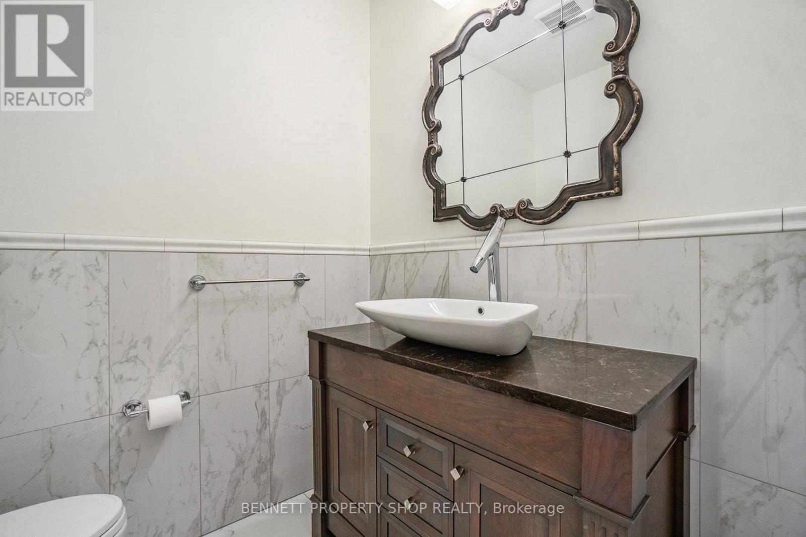 2253 Prospect Avenue