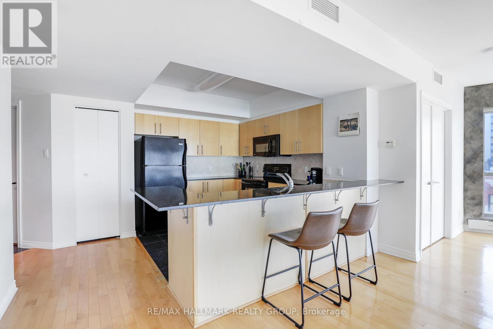 504 - 200 Rideau Street