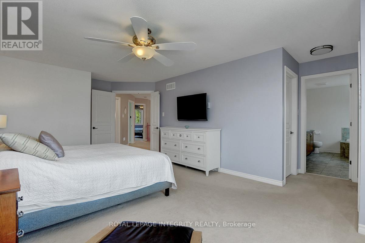 165 Saltspring Private