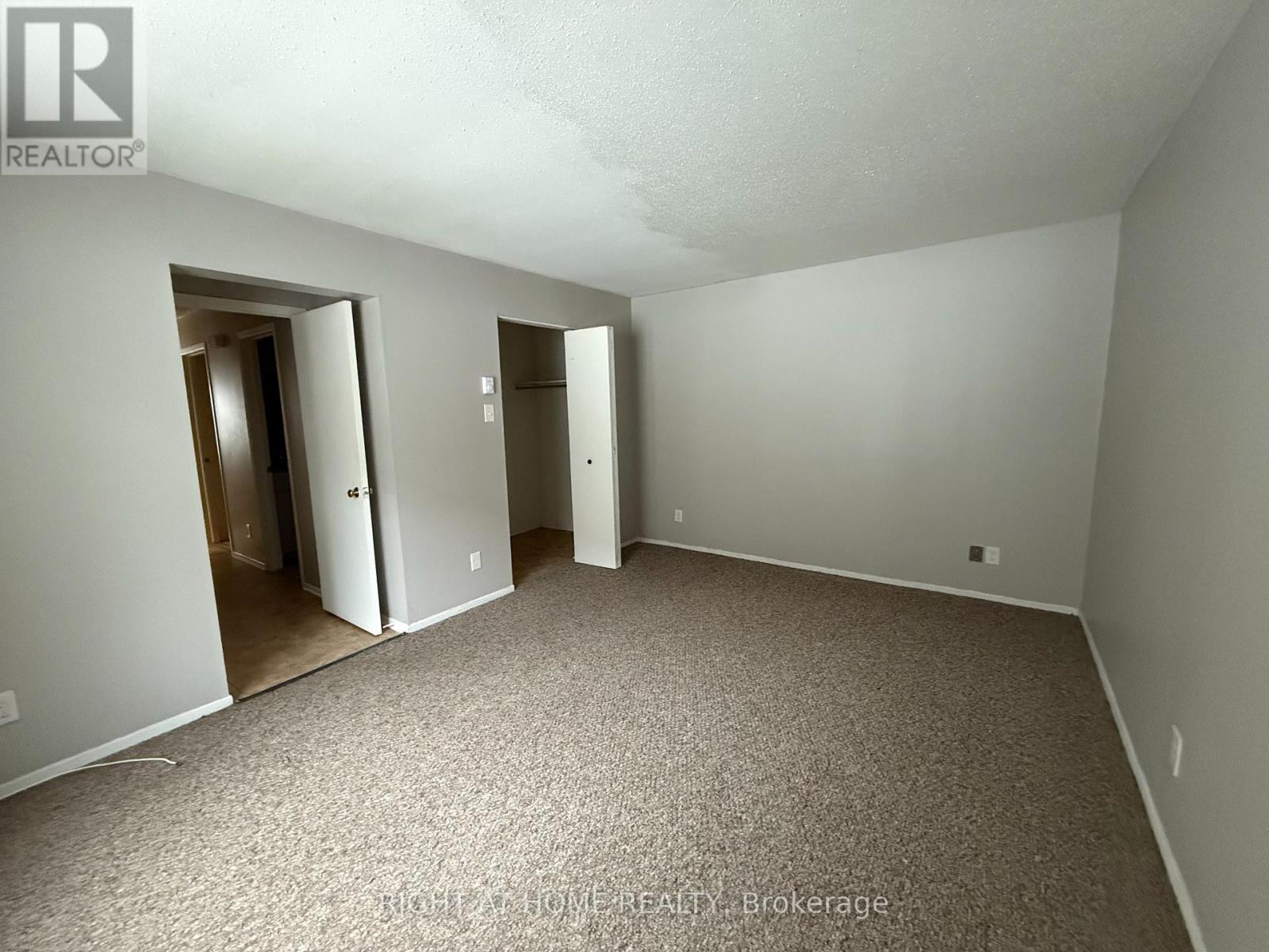 E - 1033 Cummings Avenue