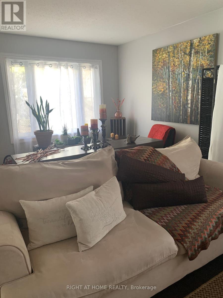 E - 1033 Cummings Avenue