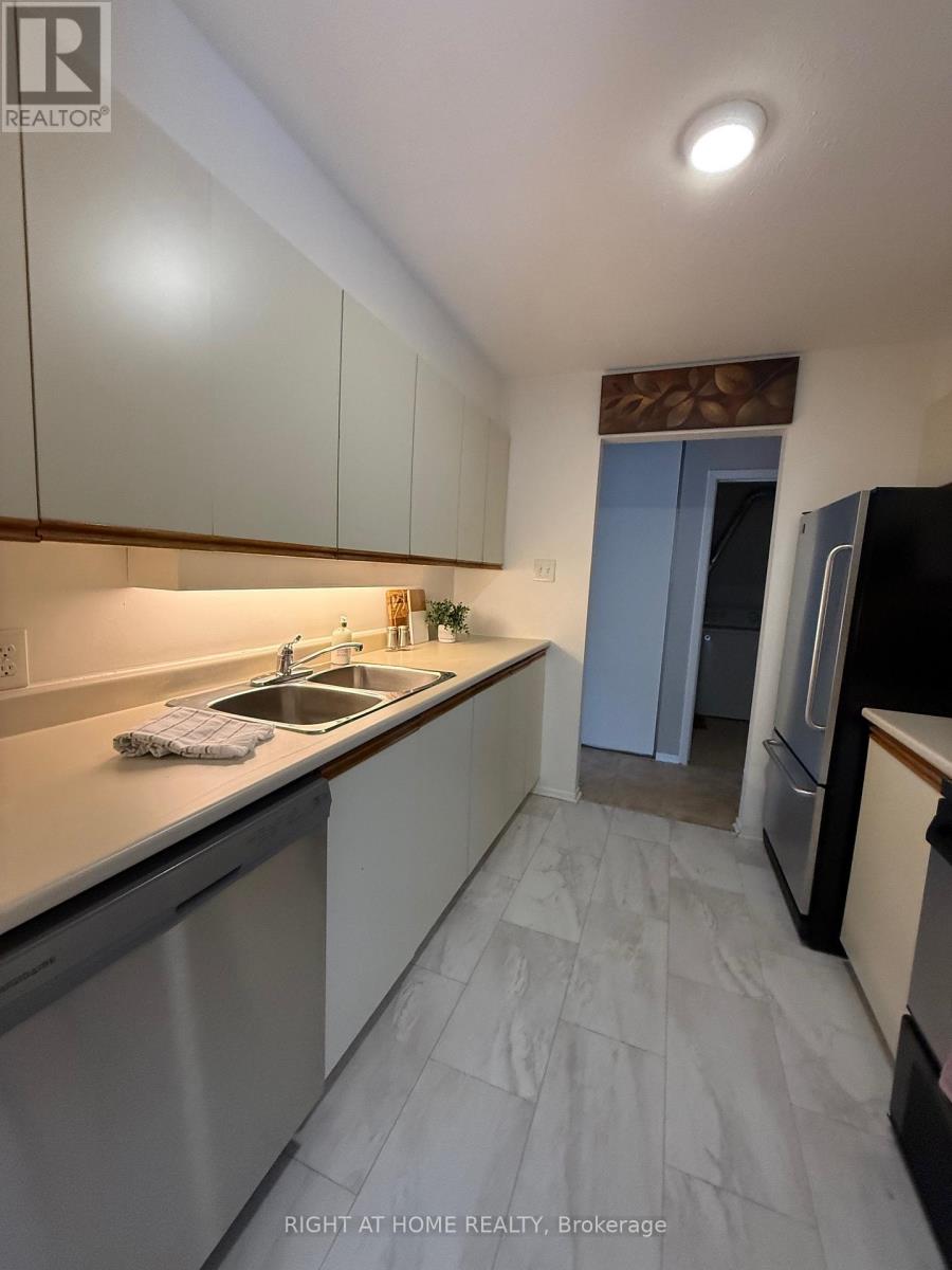 E - 1033 Cummings Avenue