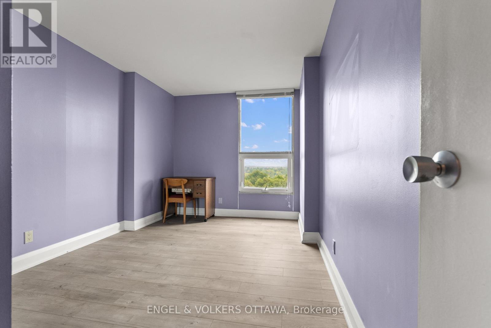 1006 - 2951 Riverside Drive