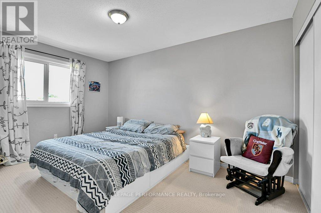 32 Cargrove Private