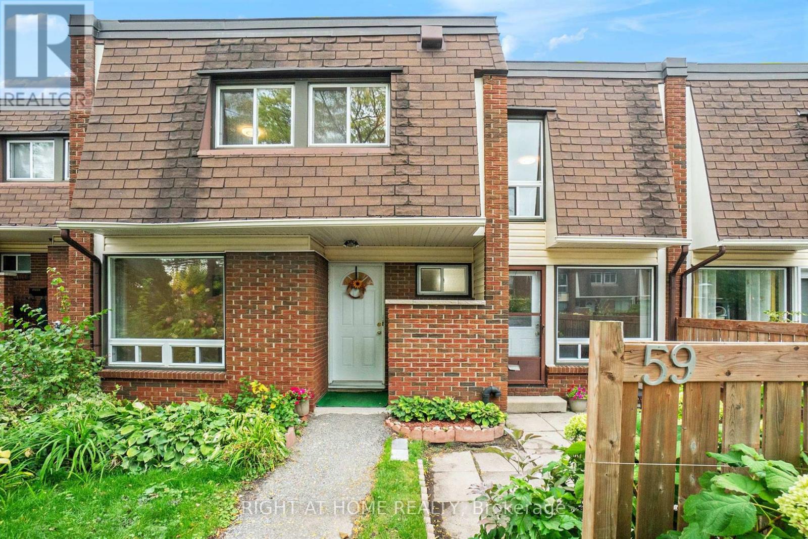 59 - 2939 Fairlea Crescent
