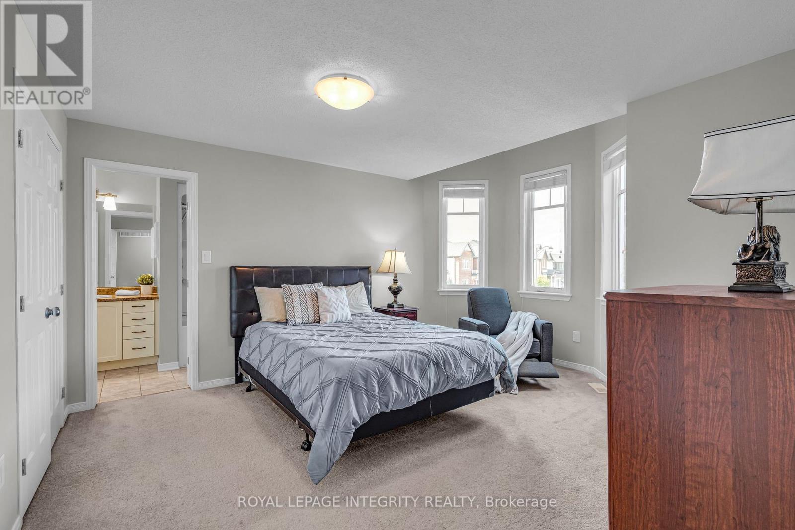 367 Andalusian Crescent