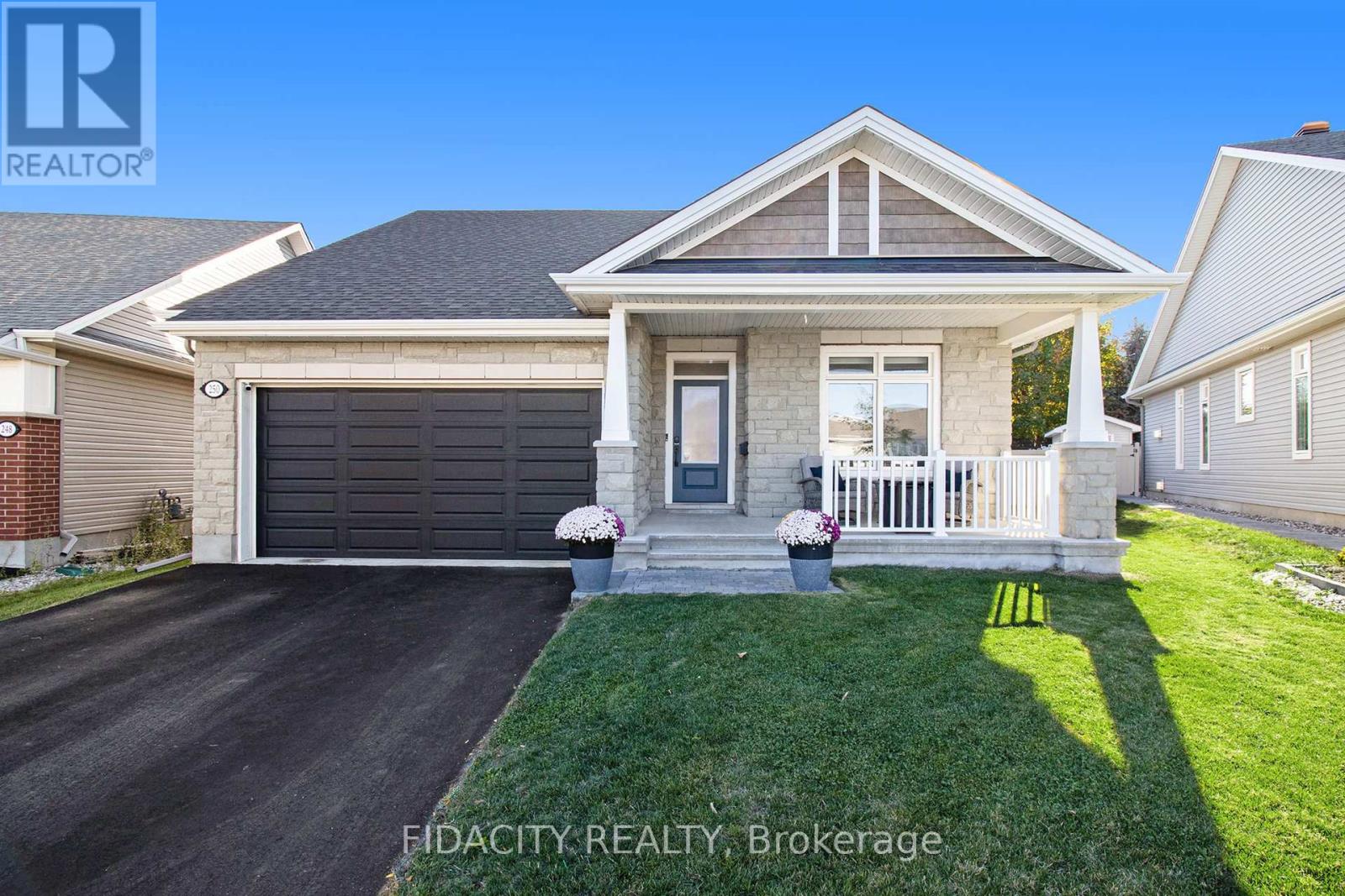 250 Maygrass Way
