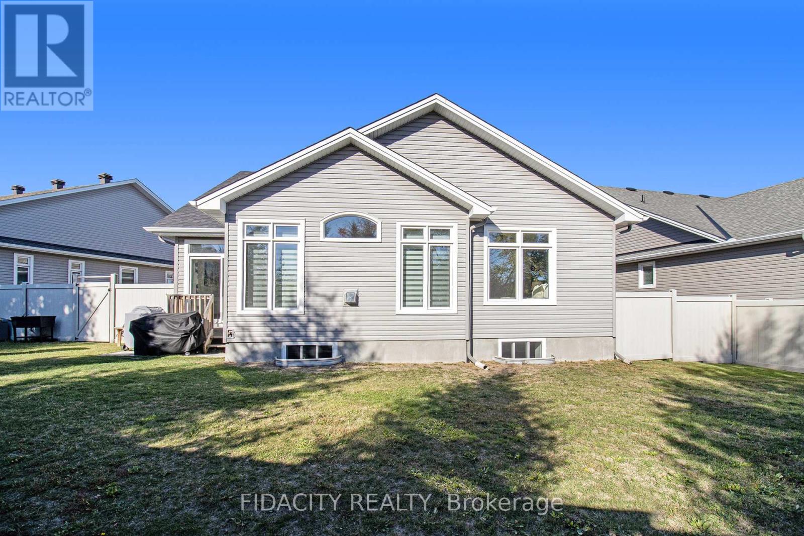 250 Maygrass Way
