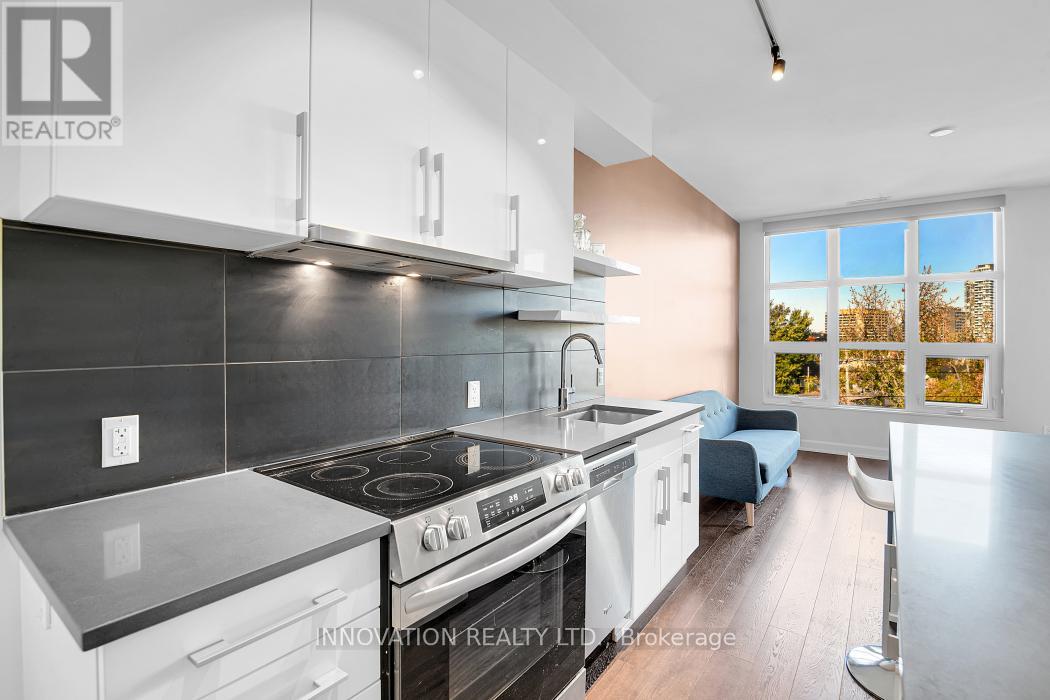 410 - 10 Rosemount Avenue
