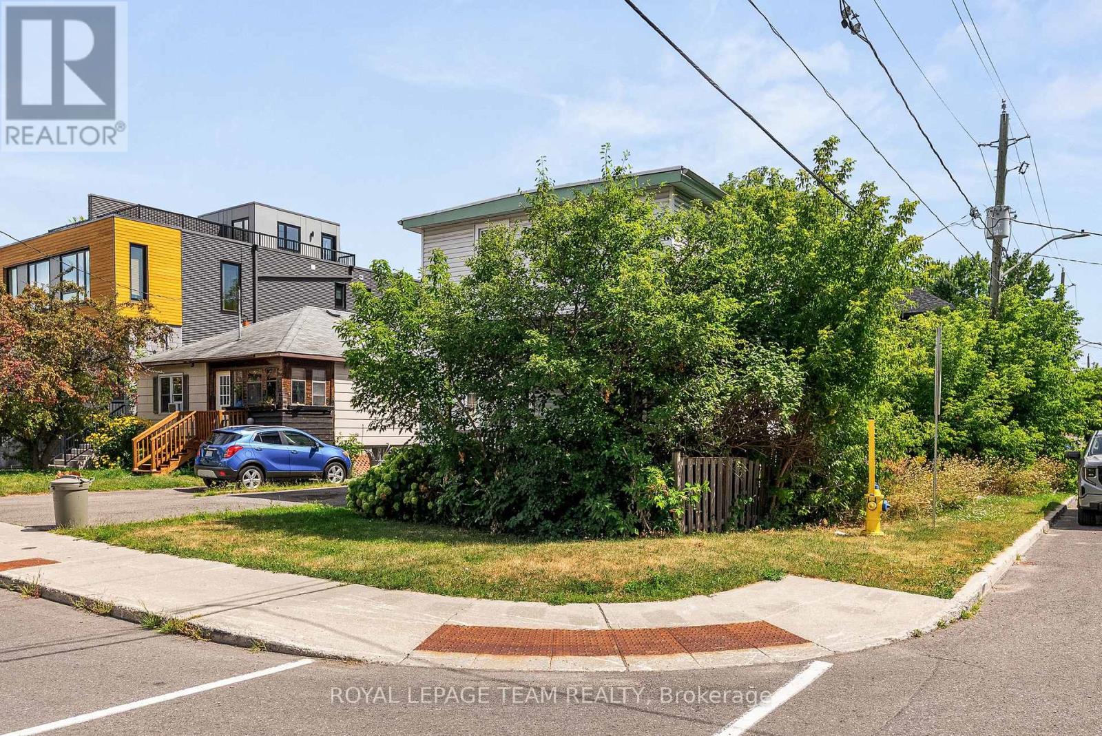 240 Garneau Street