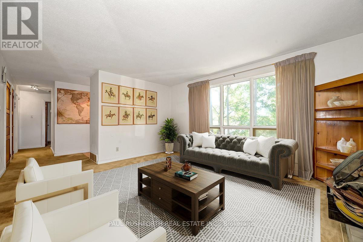 1283 Bayview Drive