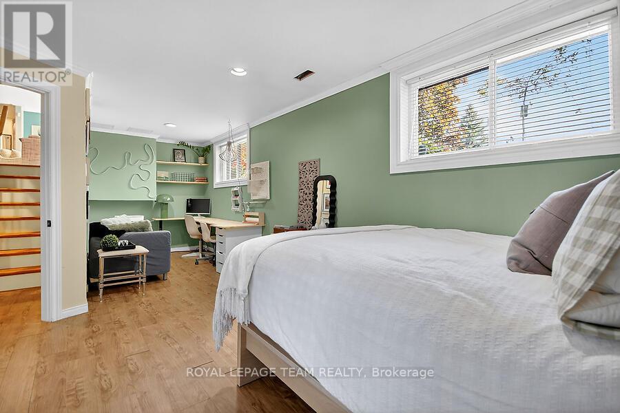 5664 South Island Park Drive