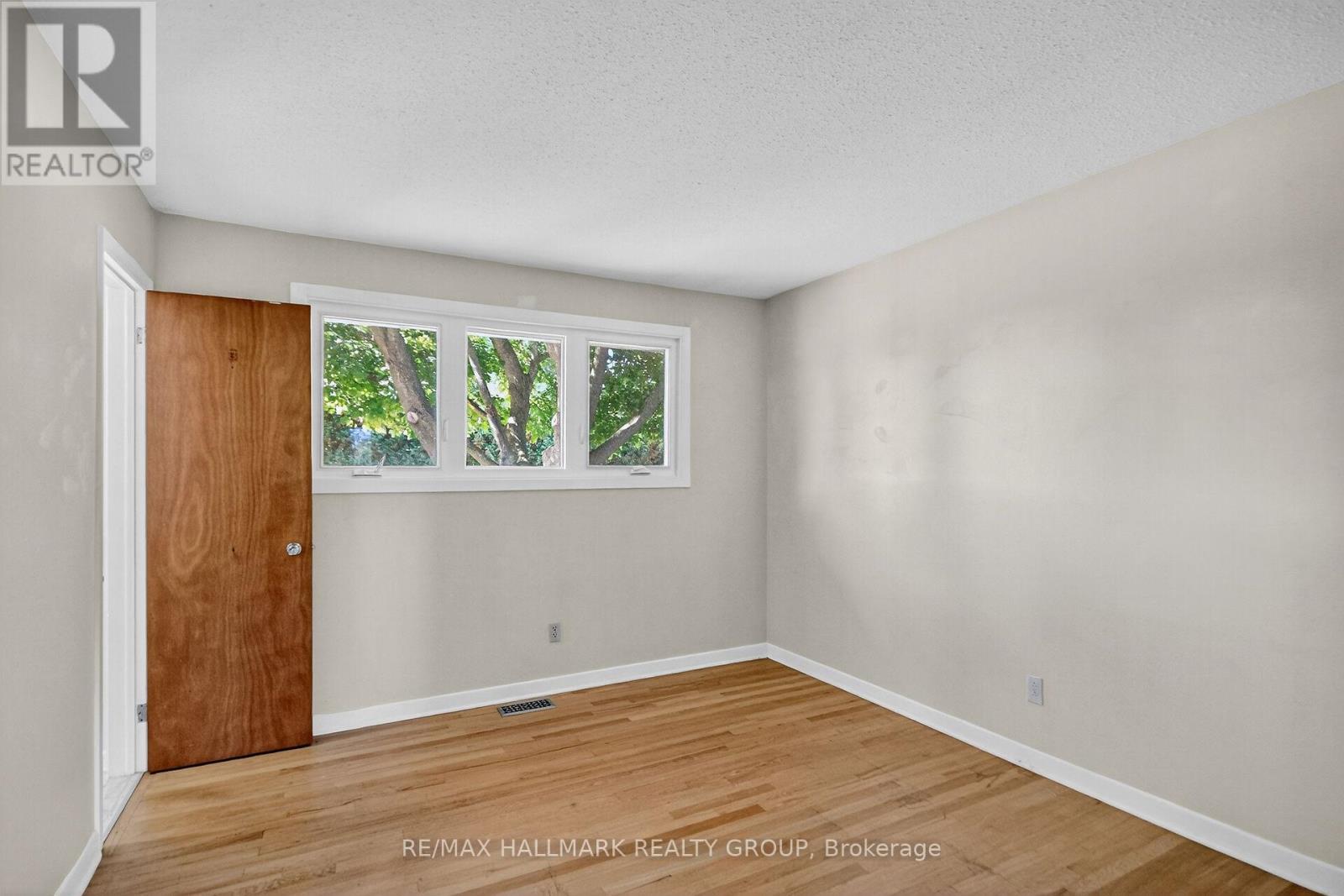 3 Sutton Place