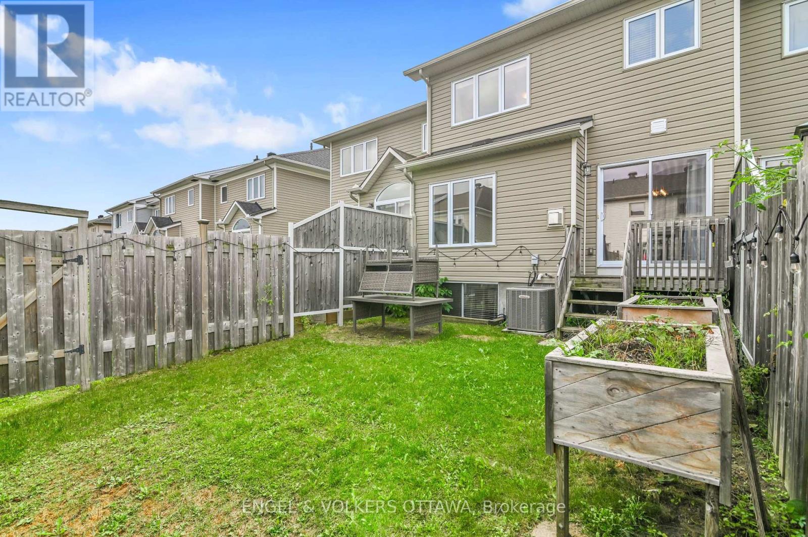 123 Waterfern Way