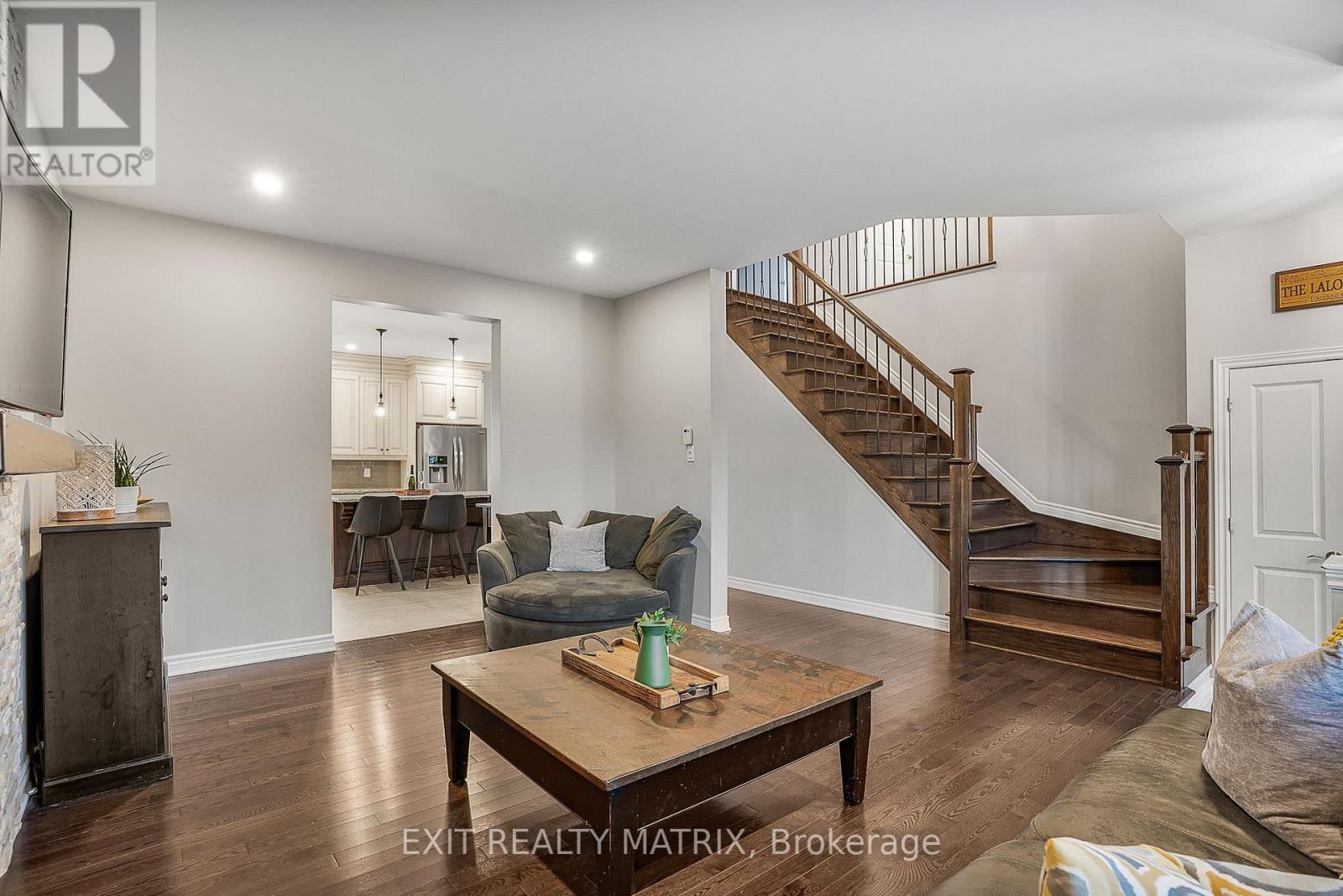 301 Colmar Street
