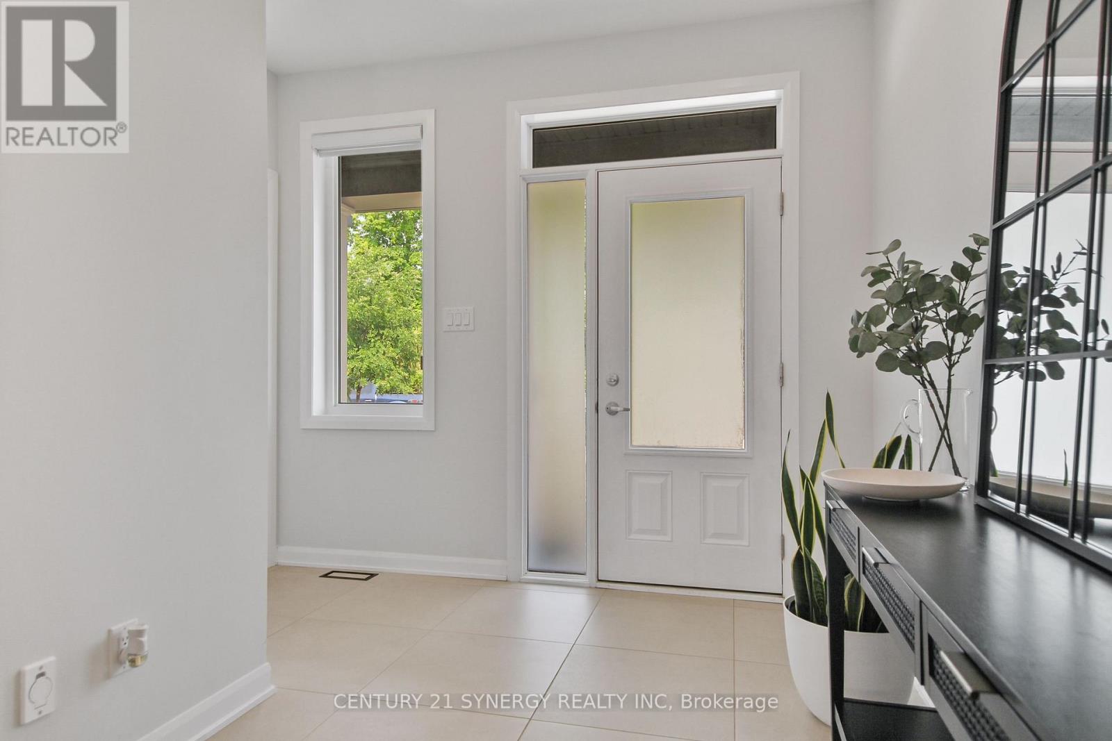 2104 Caltra Crescent