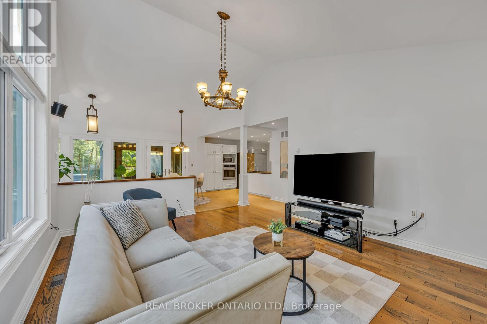 3603 Delson Drive W