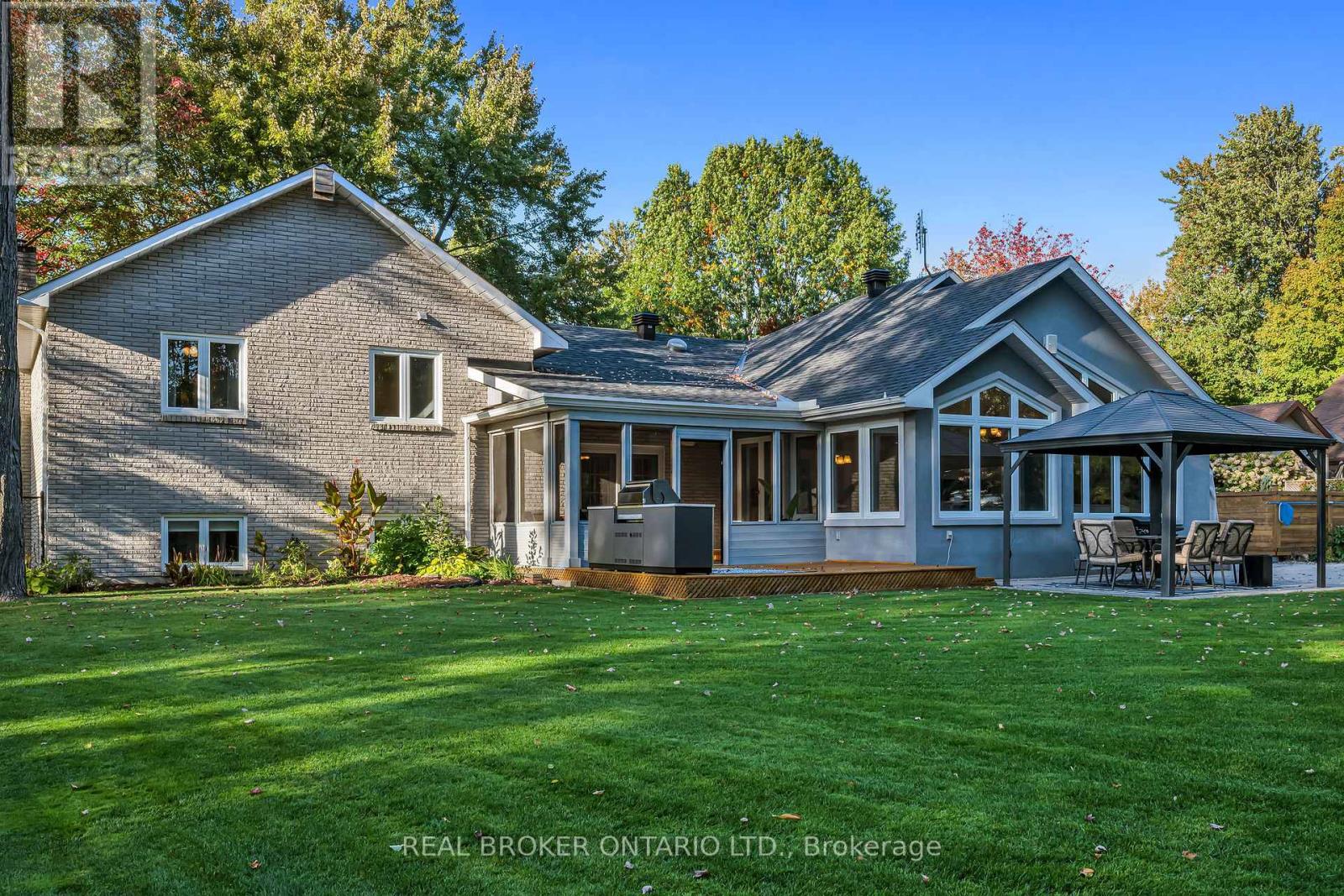 3603 Delson Drive W