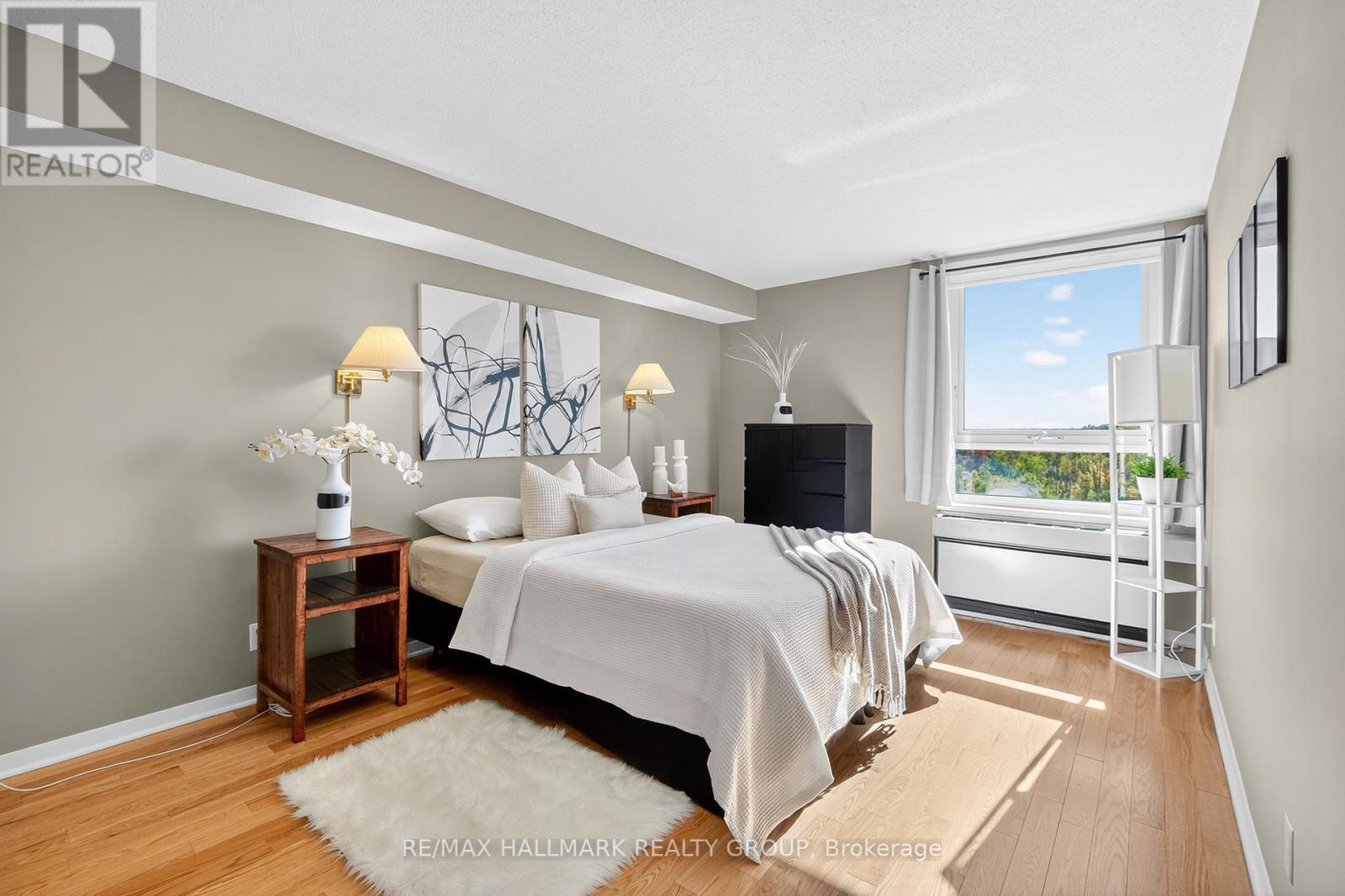 1207 - 80 Sandcastle Drive