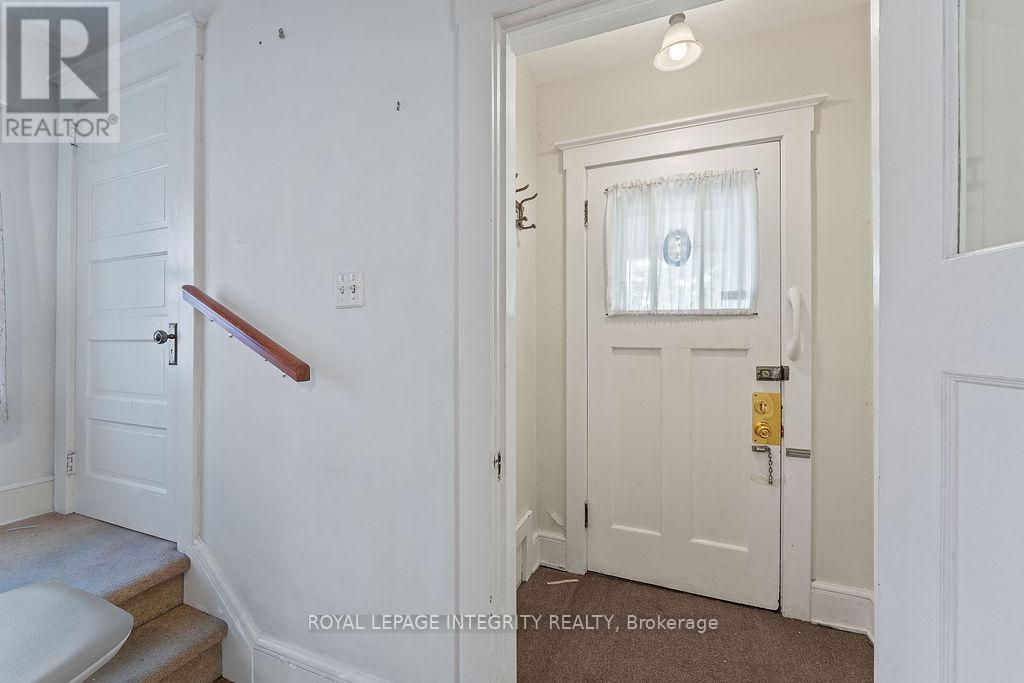 472 Edison Avenue
