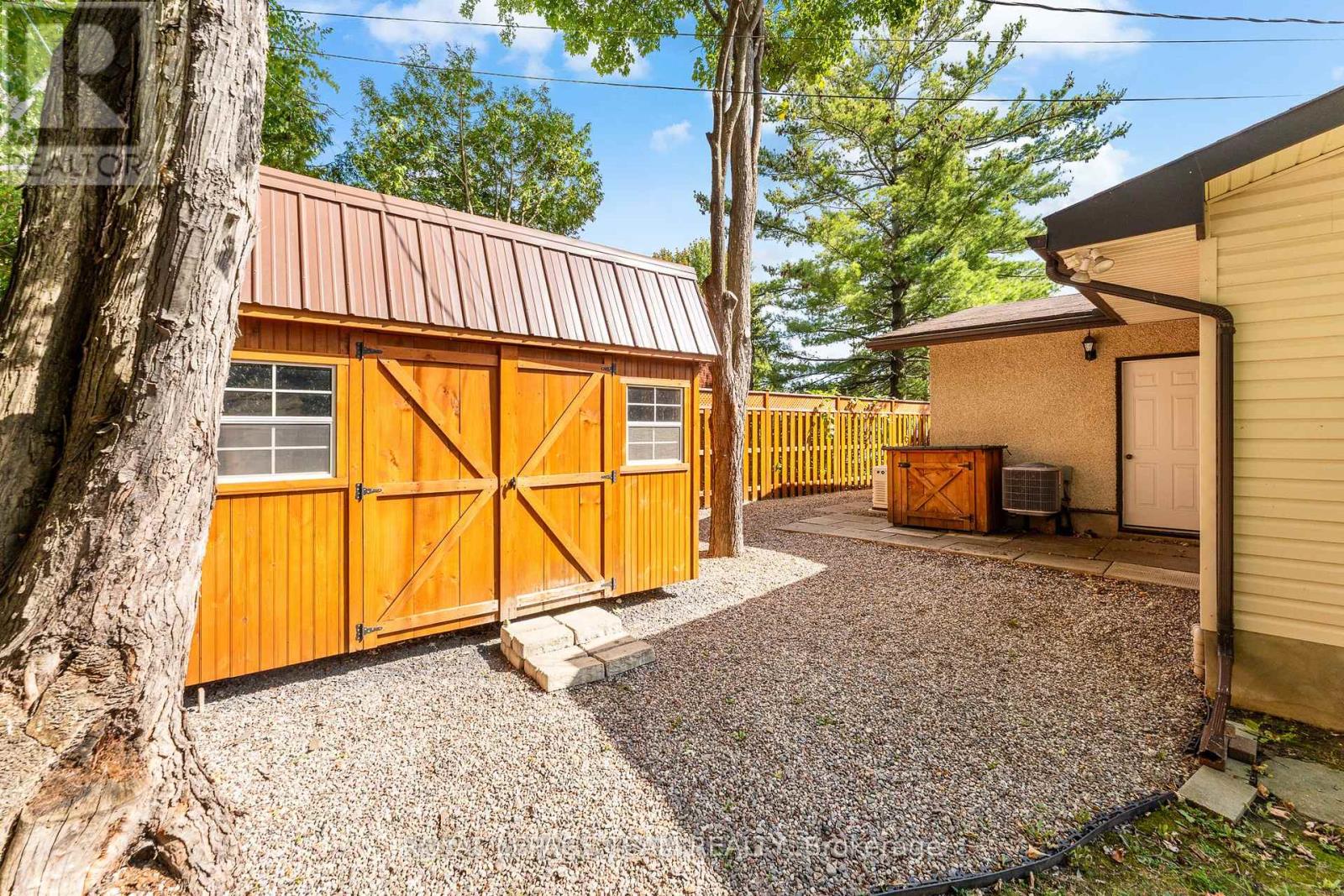 1 Stillwater Drive