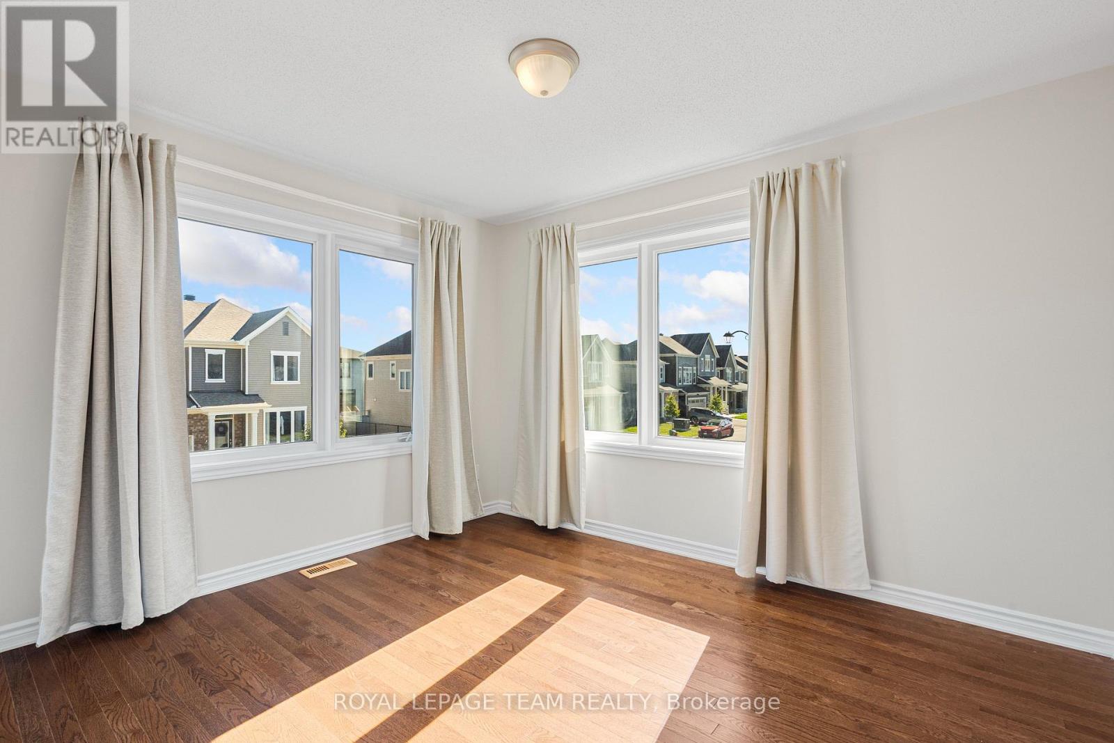 743 Vennecy Terrace