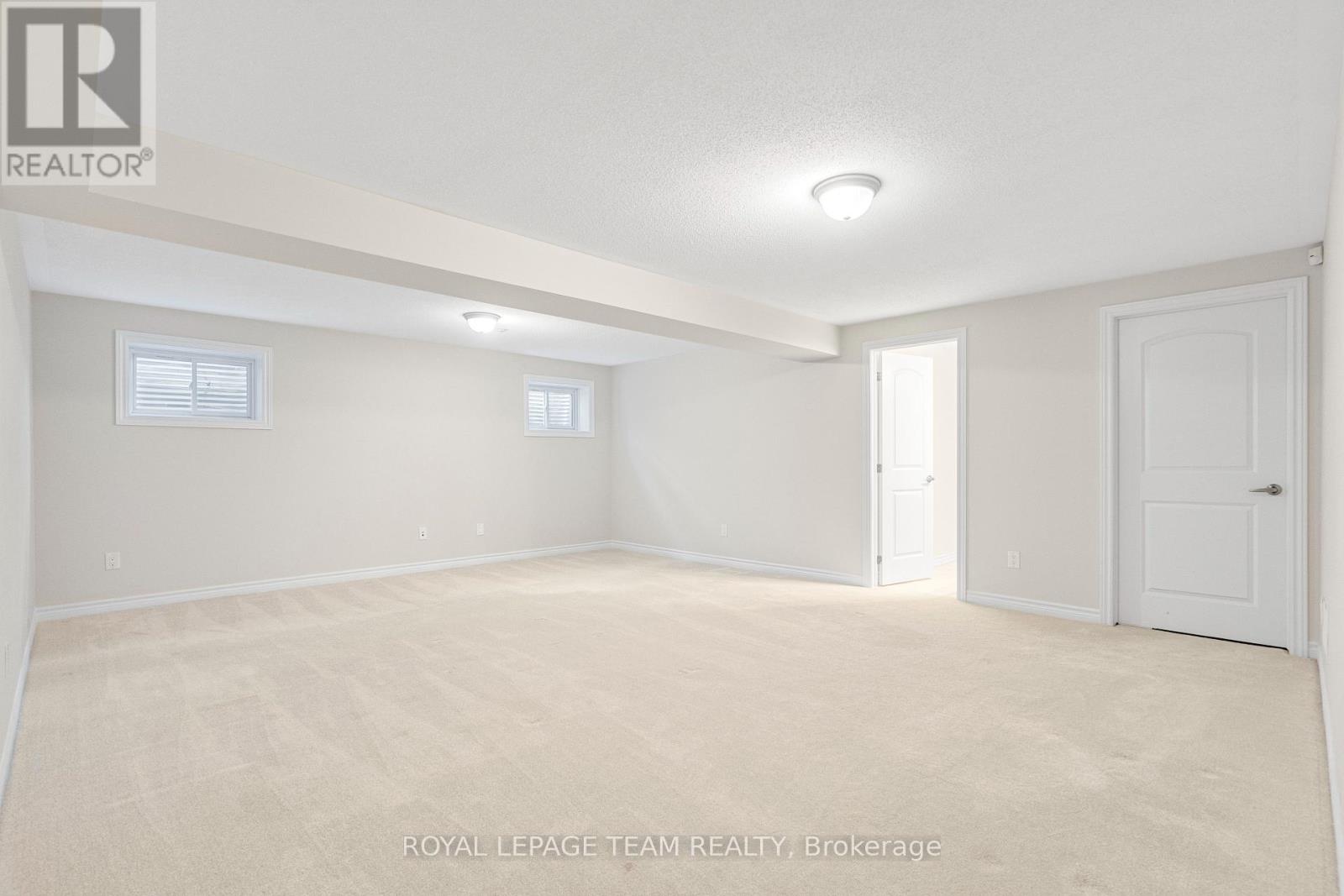 743 Vennecy Terrace