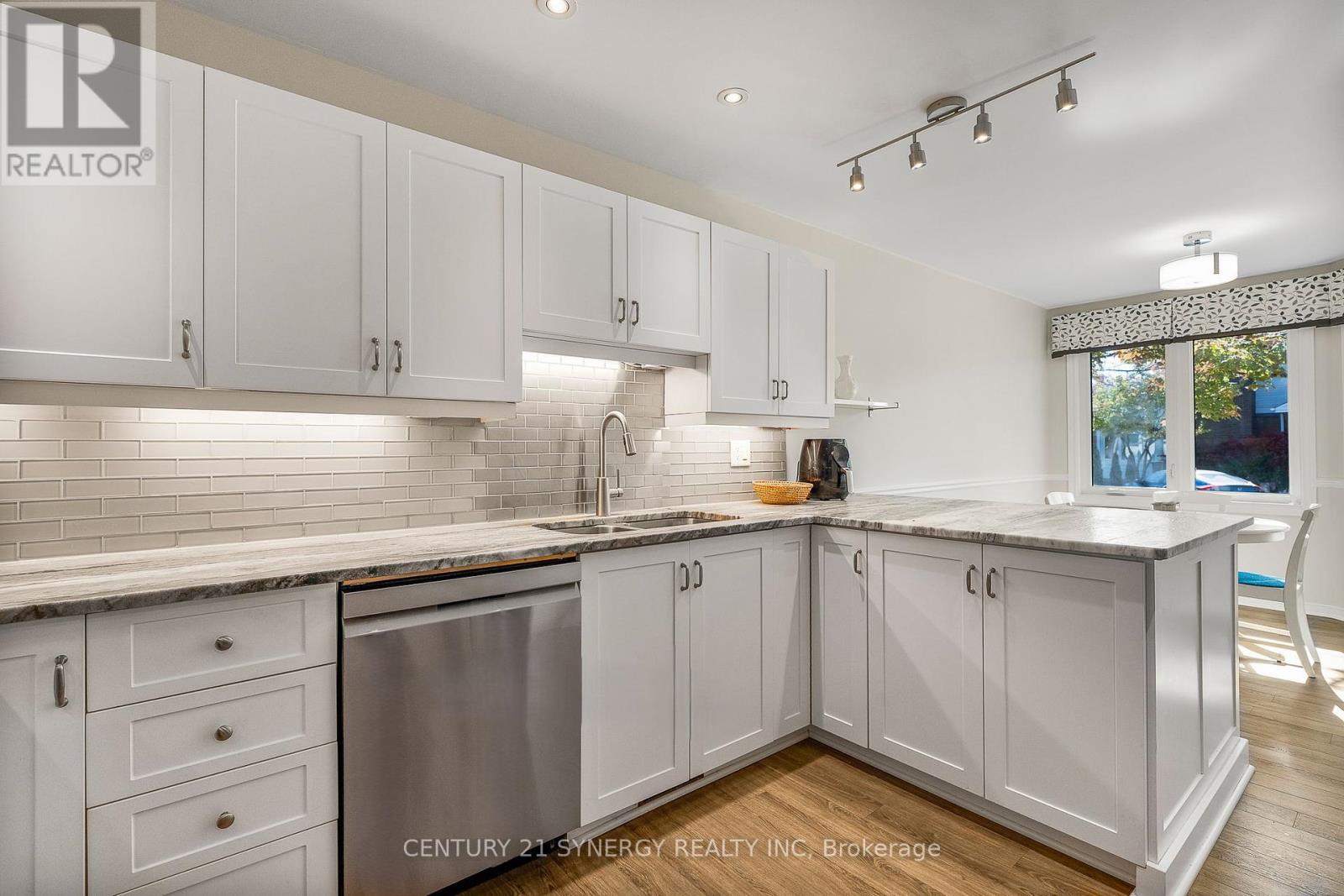 16 - 32 Innesbrook Court
