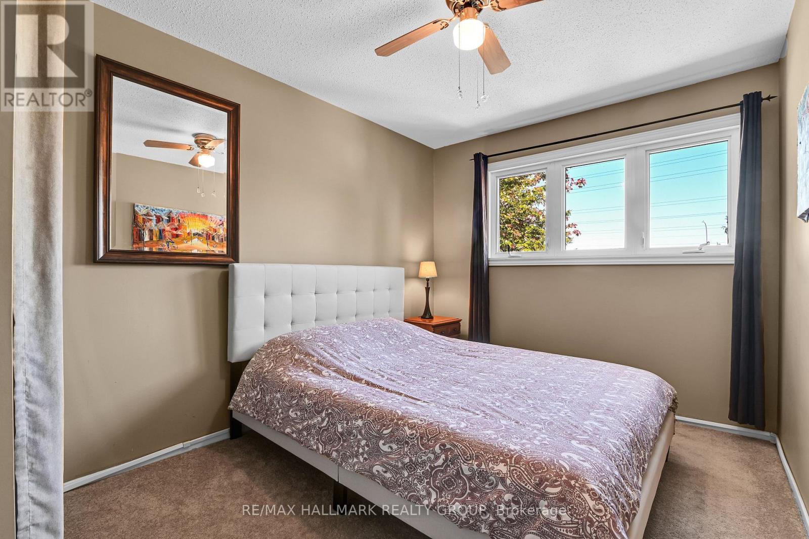53 - 21 Midland Crescent