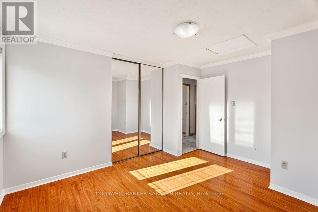 121 Topley Crescent